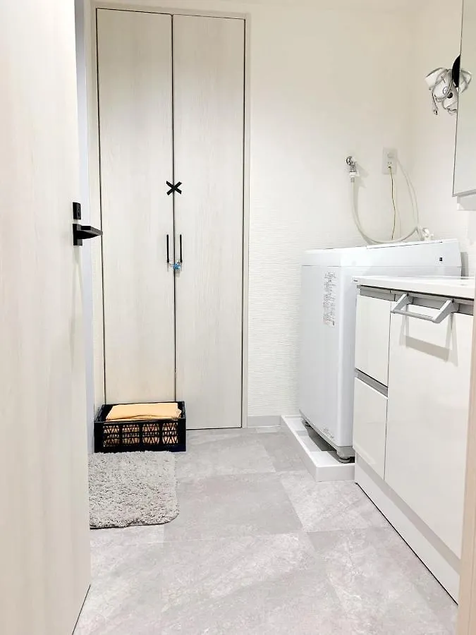 Shinjuku Kabukicho 2-Minute Walk: Modern 2-Bedroom Apartment Tokyo Japan